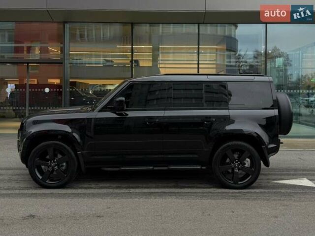 Черный Ленд Ровер Дефендер, объемом двигателя 3 л и пробегом 26 тыс. км за 97000 $, фото 6 на Automoto.ua