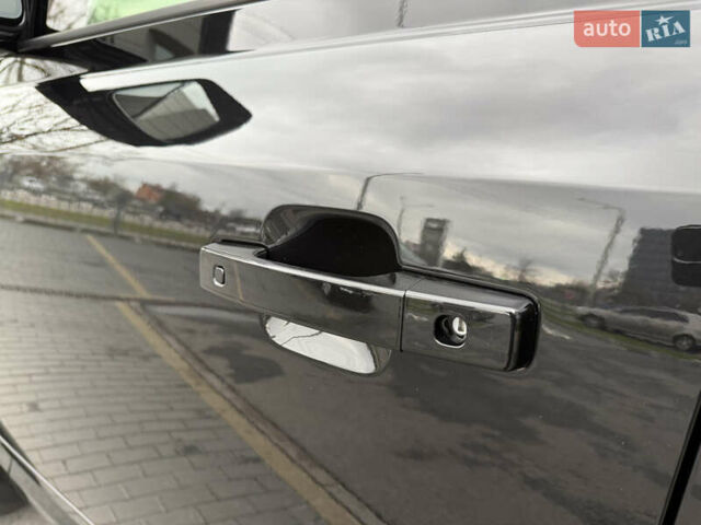 Черный Ленд Ровер Дефендер, объемом двигателя 3 л и пробегом 21 тыс. км за 87000 $, фото 13 на Automoto.ua