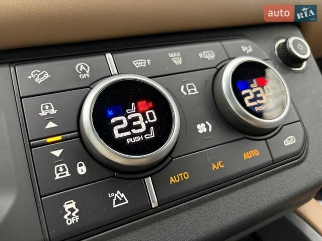 Черный Ленд Ровер Дефендер, объемом двигателя 3 л и пробегом 1 тыс. км за 125222 $, фото 53 на Automoto.ua