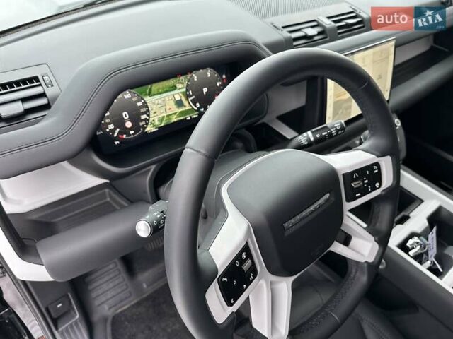 Черный Ленд Ровер Дефендер, объемом двигателя 3 л и пробегом 11 тыс. км за 86500 $, фото 16 на Automoto.ua