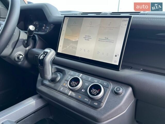 Черный Ленд Ровер Дефендер, объемом двигателя 3 л и пробегом 33 тыс. км за 112900 $, фото 26 на Automoto.ua