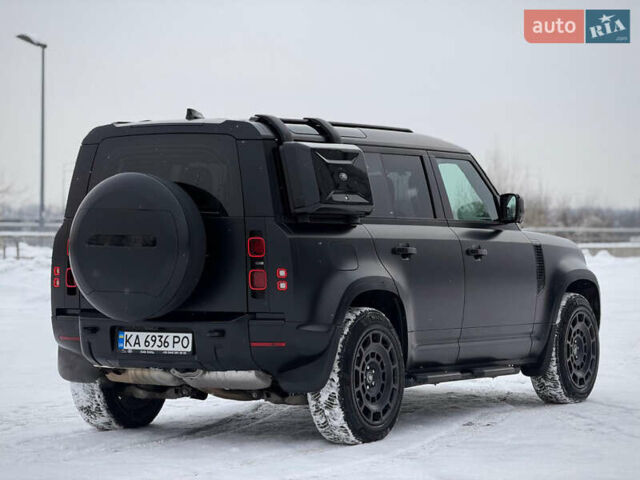 Черный Ленд Ровер Дефендер, объемом двигателя 3 л и пробегом 19 тыс. км за 135000 $, фото 32 на Automoto.ua