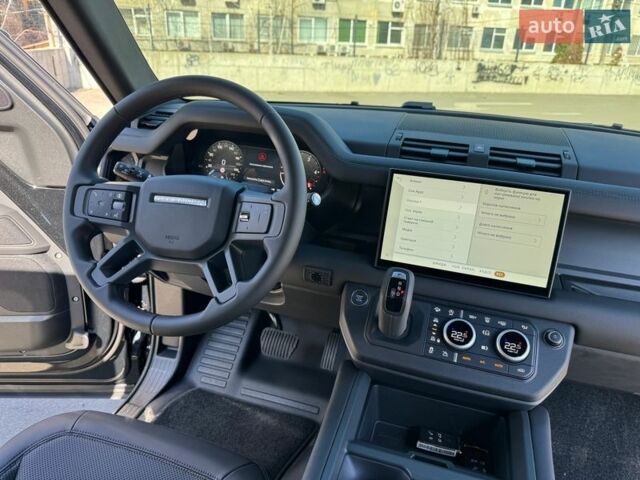 Черный Ленд Ровер Дефендер, объемом двигателя 3 л и пробегом 1 тыс. км за 103000 $, фото 28 на Automoto.ua