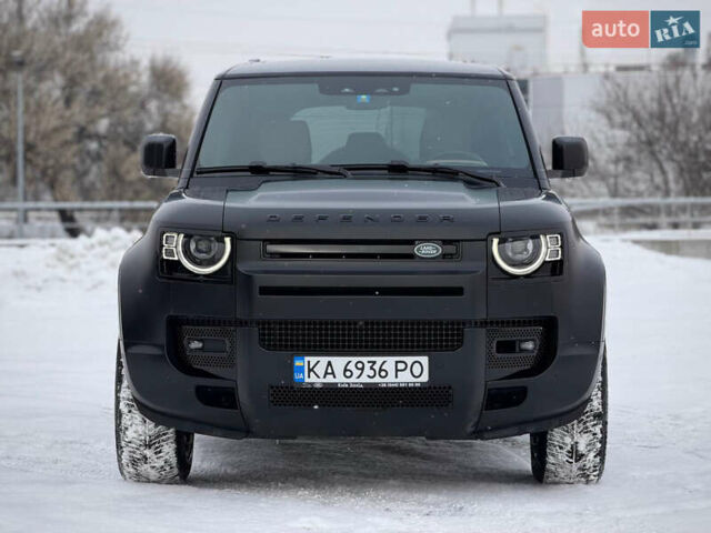 Черный Ленд Ровер Дефендер, объемом двигателя 3 л и пробегом 19 тыс. км за 135000 $, фото 35 на Automoto.ua