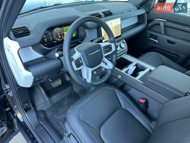 Чорний Ленд Ровер Дефендер, об'ємом двигуна 3 л та пробігом 7 тис. км за 86900 $, фото 10 на Automoto.ua