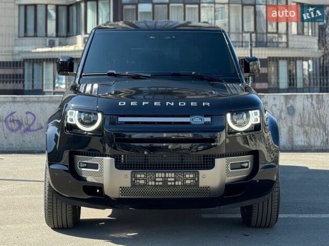 Черный Ленд Ровер Дефендер, объемом двигателя 3 л и пробегом 1 тыс. км за 103000 $, фото 4 на Automoto.ua