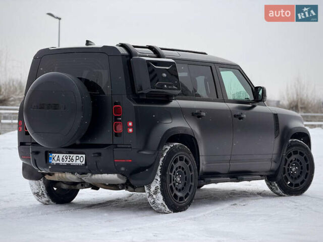 Черный Ленд Ровер Дефендер, объемом двигателя 3 л и пробегом 19 тыс. км за 135000 $, фото 8 на Automoto.ua