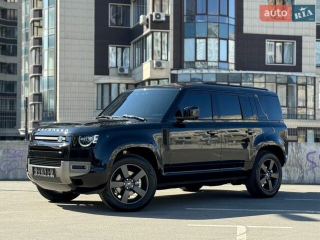Черный Ленд Ровер Дефендер, объемом двигателя 3 л и пробегом 1 тыс. км за 103000 $, фото 3 на Automoto.ua