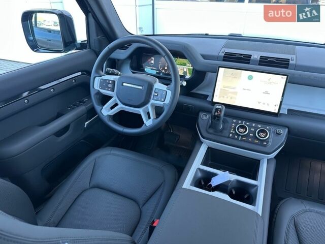 Чорний Ленд Ровер Дефендер, об'ємом двигуна 3 л та пробігом 7 тис. км за 86900 $, фото 23 на Automoto.ua