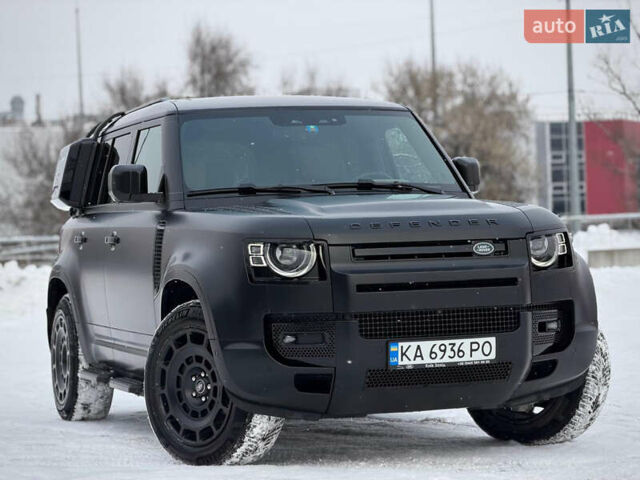 Черный Ленд Ровер Дефендер, объемом двигателя 3 л и пробегом 19 тыс. км за 135000 $, фото 10 на Automoto.ua