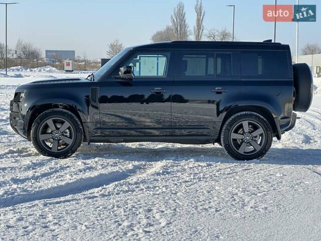 Черный Ленд Ровер Дефендер, объемом двигателя 3 л и пробегом 7 тыс. км за 116900 $, фото 3 на Automoto.ua