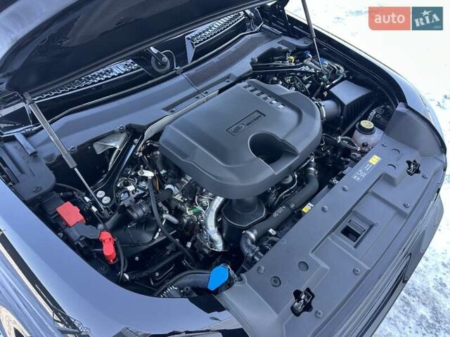 Черный Ленд Ровер Дефендер, объемом двигателя 3 л и пробегом 7 тыс. км за 116900 $, фото 36 на Automoto.ua