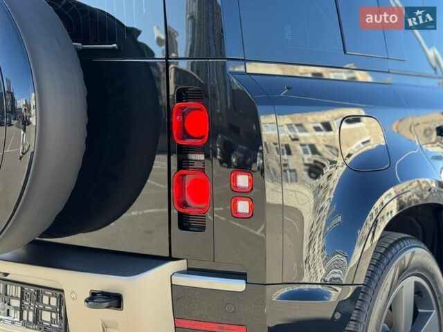 Черный Ленд Ровер Дефендер, объемом двигателя 3 л и пробегом 1 тыс. км за 103000 $, фото 16 на Automoto.ua