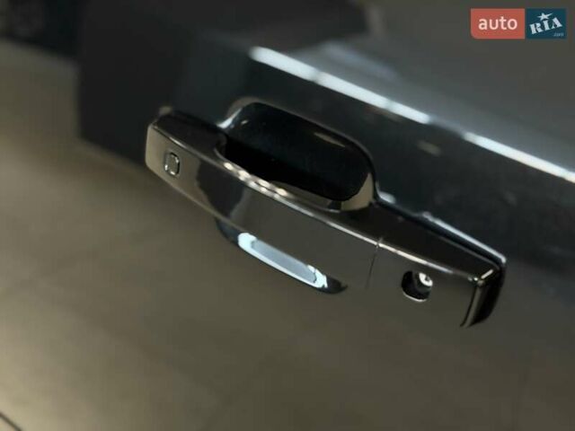 Чорний Ленд Ровер Дефендер, об'ємом двигуна 3 л та пробігом 7 тис. км за 102500 $, фото 11 на Automoto.ua