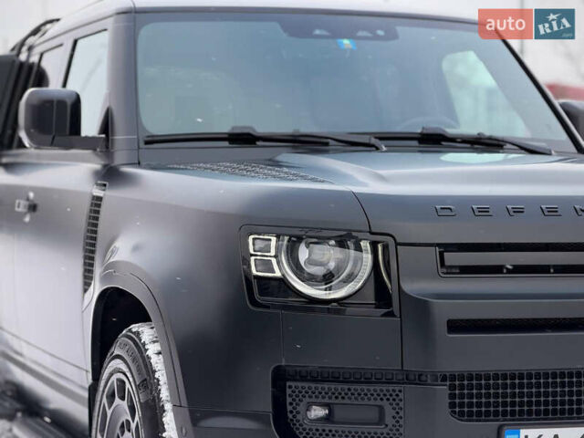 Черный Ленд Ровер Дефендер, объемом двигателя 3 л и пробегом 19 тыс. км за 135000 $, фото 21 на Automoto.ua
