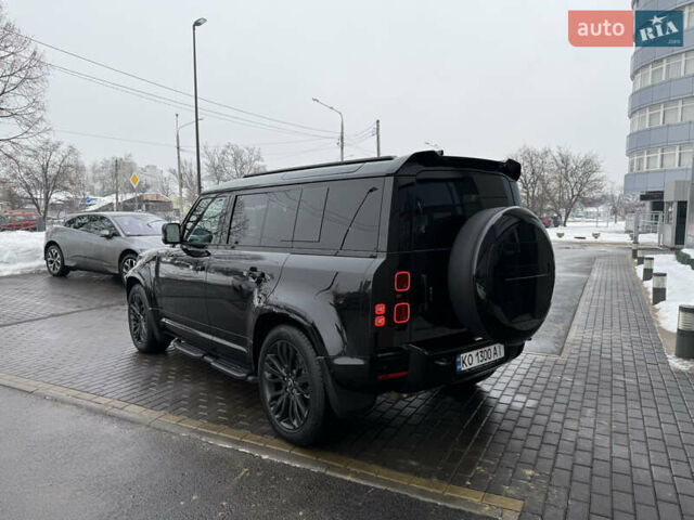 Черный Ленд Ровер Дефендер, объемом двигателя 3 л и пробегом 16 тыс. км за 118000 $, фото 6 на Automoto.ua