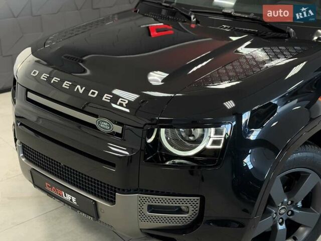 Чорний Ленд Ровер Дефендер, об'ємом двигуна 3 л та пробігом 7 тис. км за 102500 $, фото 6 на Automoto.ua