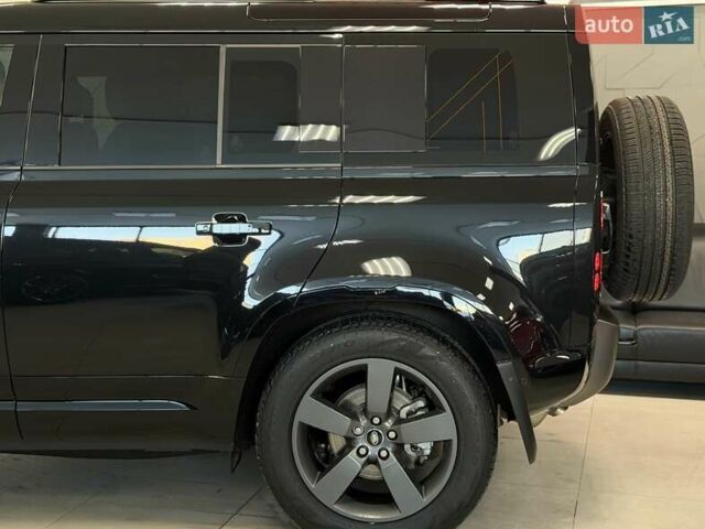 Чорний Ленд Ровер Дефендер, об'ємом двигуна 3 л та пробігом 7 тис. км за 102500 $, фото 30 на Automoto.ua