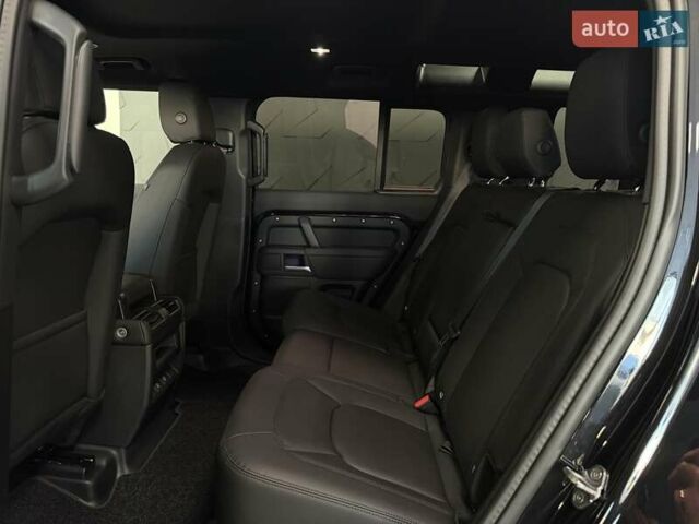 Чорний Ленд Ровер Дефендер, об'ємом двигуна 3 л та пробігом 7 тис. км за 102500 $, фото 53 на Automoto.ua