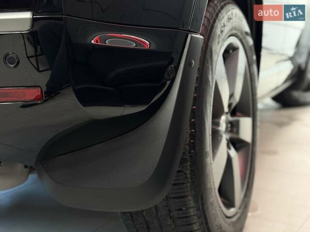 Чорний Ленд Ровер Дефендер, об'ємом двигуна 3 л та пробігом 7 тис. км за 102500 $, фото 29 на Automoto.ua