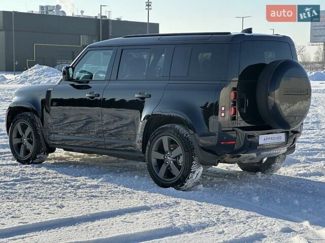 Черный Ленд Ровер Дефендер, объемом двигателя 3 л и пробегом 7 тыс. км за 116900 $, фото 4 на Automoto.ua