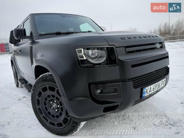 Черный Ленд Ровер Дефендер, объемом двигателя 3 л и пробегом 19 тыс. км за 135000 $, фото 9 на Automoto.ua