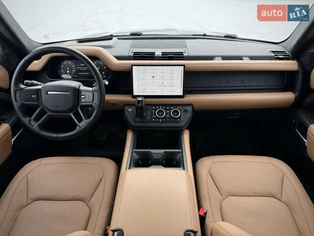 Черный Ленд Ровер Дефендер, объемом двигателя 3 л и пробегом 19 тыс. км за 135000 $, фото 60 на Automoto.ua