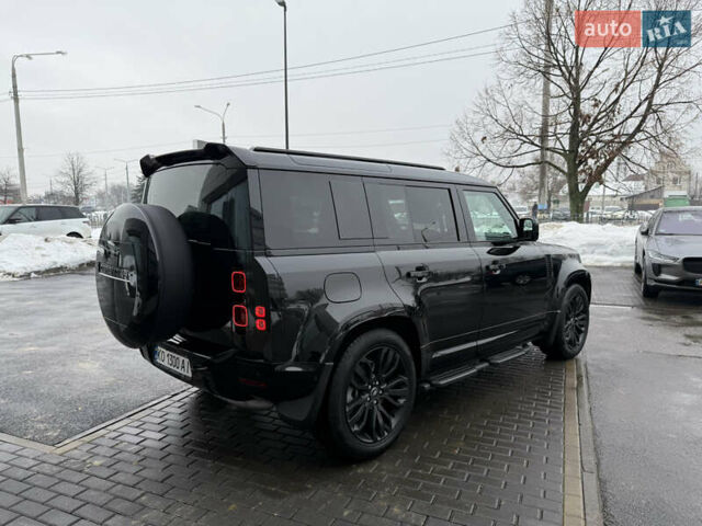 Черный Ленд Ровер Дефендер, объемом двигателя 3 л и пробегом 16 тыс. км за 118000 $, фото 4 на Automoto.ua