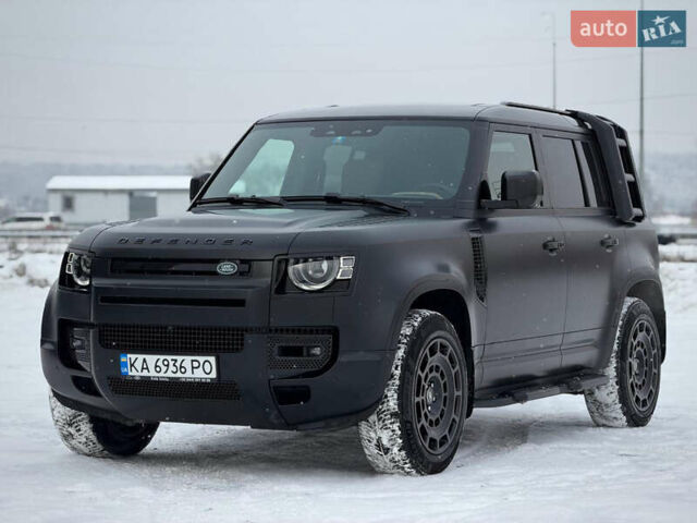 Черный Ленд Ровер Дефендер, объемом двигателя 3 л и пробегом 19 тыс. км за 135000 $, фото 36 на Automoto.ua