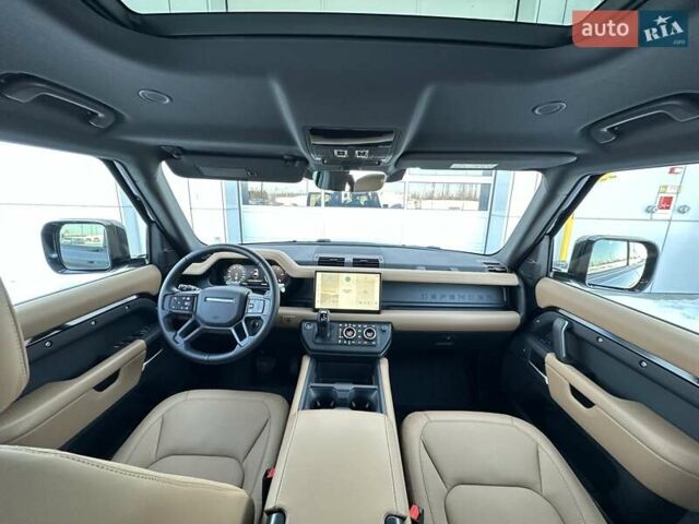 Черный Ленд Ровер Дефендер, объемом двигателя 3 л и пробегом 7 тыс. км за 116900 $, фото 24 на Automoto.ua