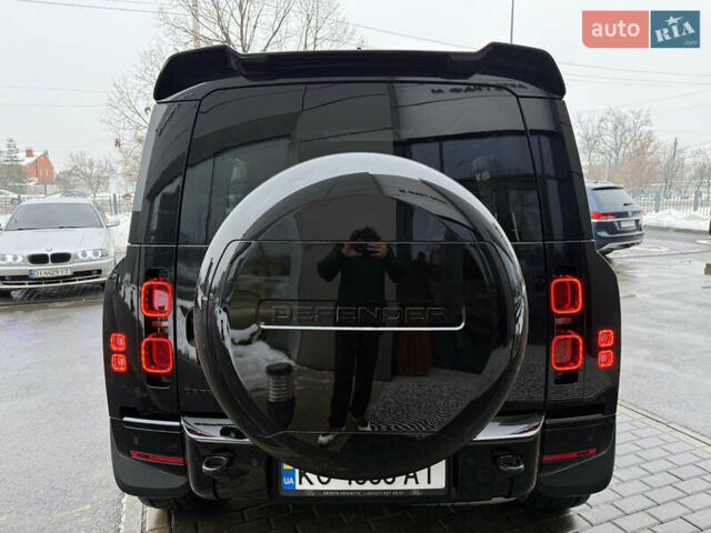 Черный Ленд Ровер Дефендер, объемом двигателя 3 л и пробегом 16 тыс. км за 118000 $, фото 12 на Automoto.ua