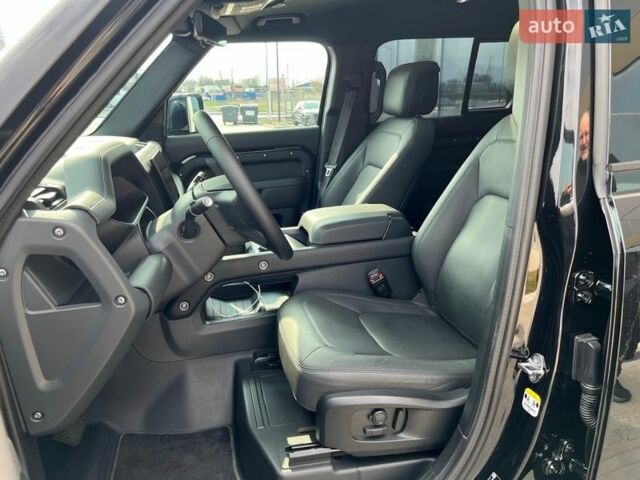 Черный Ленд Ровер Дефендер, объемом двигателя 3 л и пробегом 33 тыс. км за 112900 $, фото 9 на Automoto.ua