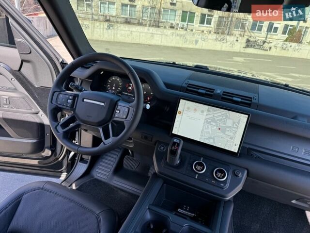 Черный Ленд Ровер Дефендер, объемом двигателя 3 л и пробегом 1 тыс. км за 103000 $, фото 33 на Automoto.ua