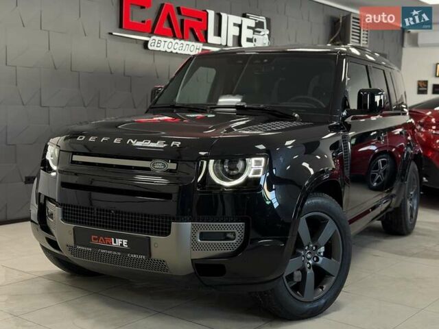 Чорний Ленд Ровер Дефендер, об'ємом двигуна 3 л та пробігом 7 тис. км за 102500 $, фото 3 на Automoto.ua