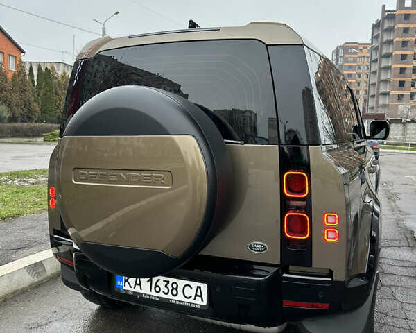 Коричневый Ленд Ровер Дефендер, объемом двигателя 2 л и пробегом 58 тыс. км за 57500 $, фото 3 на Automoto.ua