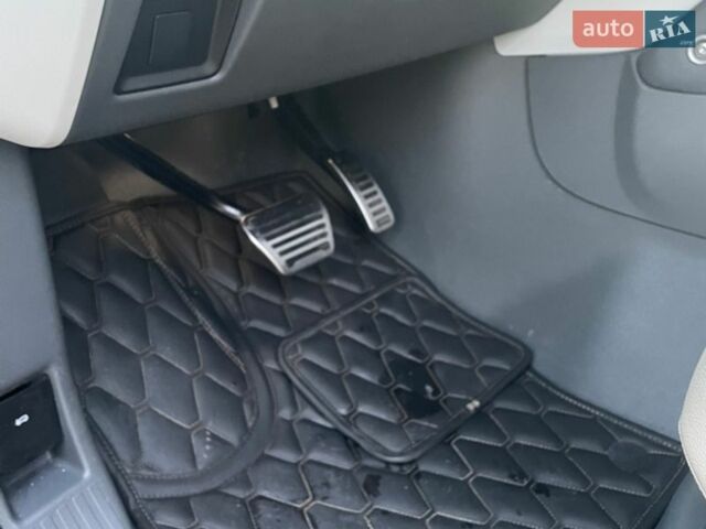 Коричневый Ленд Ровер Дефендер, объемом двигателя 2 л и пробегом 60 тыс. км за 57500 $, фото 11 на Automoto.ua