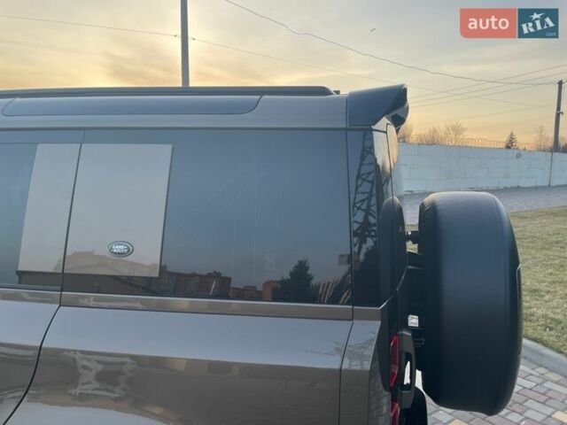 Коричневый Ленд Ровер Дефендер, объемом двигателя 2 л и пробегом 60 тыс. км за 57500 $, фото 21 на Automoto.ua