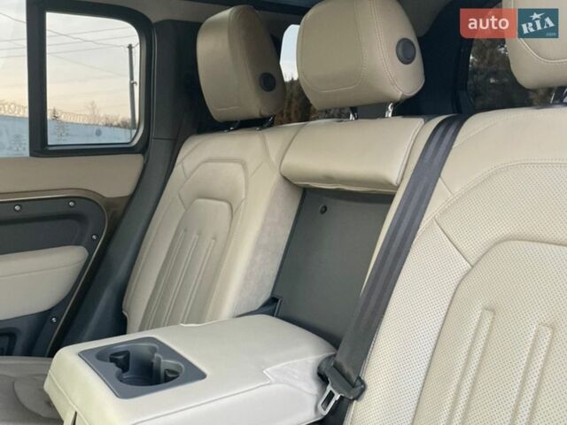 Коричневый Ленд Ровер Дефендер, объемом двигателя 2 л и пробегом 60 тыс. км за 57500 $, фото 17 на Automoto.ua