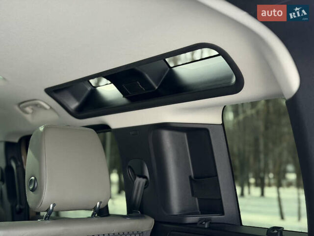 Коричневый Ленд Ровер Дефендер, объемом двигателя 2 л и пробегом 109 тыс. км за 64500 $, фото 47 на Automoto.ua