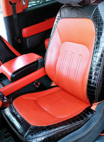 Коричневый Ленд Ровер Дефендер, объемом двигателя 3 л и пробегом 65 тыс. км за 72999 $, фото 72 на Automoto.ua