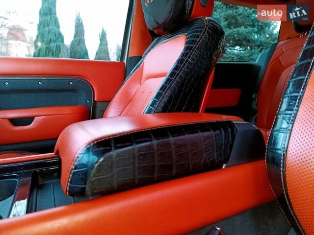 Коричневый Ленд Ровер Дефендер, объемом двигателя 3 л и пробегом 65 тыс. км за 72999 $, фото 77 на Automoto.ua
