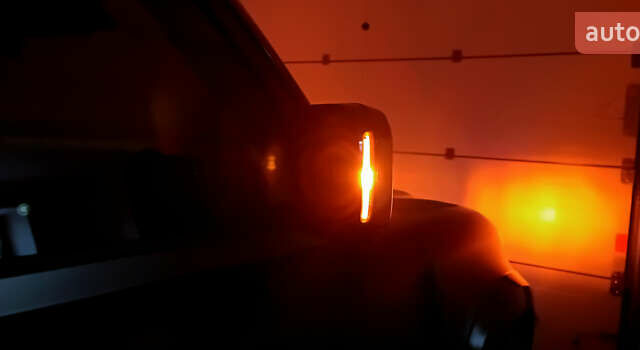 Коричневый Ленд Ровер Дефендер, объемом двигателя 3 л и пробегом 65 тыс. км за 72999 $, фото 102 на Automoto.ua