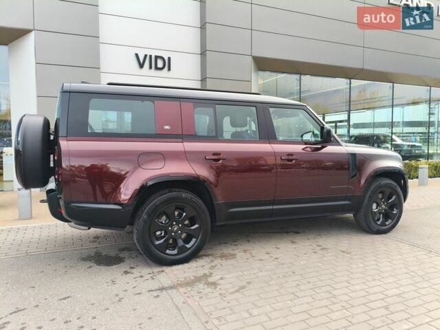 Червоний Ленд Ровер Дефендер, об'ємом двигуна 3 л та пробігом 26 тис. км за 100114 $, фото 30 на Automoto.ua