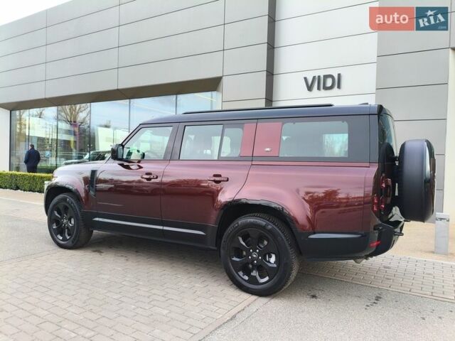 Червоний Ленд Ровер Дефендер, об'ємом двигуна 3 л та пробігом 26 тис. км за 100114 $, фото 5 на Automoto.ua