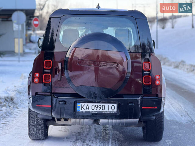 Красный Ленд Ровер Дефендер, объемом двигателя 3 л и пробегом 26 тыс. км за 105000 $, фото 10 на Automoto.ua