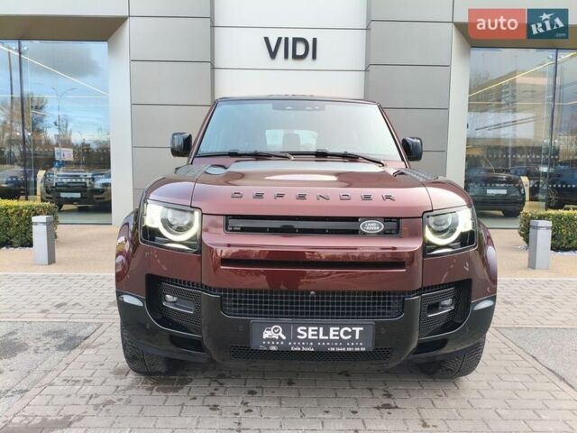 Червоний Ленд Ровер Дефендер, об'ємом двигуна 3 л та пробігом 26 тис. км за 100114 $, фото 16 на Automoto.ua