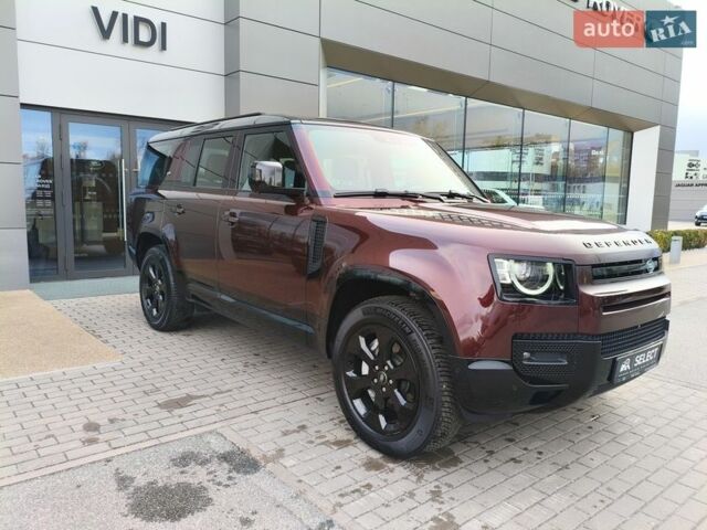 Червоний Ленд Ровер Дефендер, об'ємом двигуна 3 л та пробігом 26 тис. км за 100114 $, фото 20 на Automoto.ua
