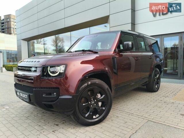 Червоний Ленд Ровер Дефендер, об'ємом двигуна 3 л та пробігом 26 тис. км за 100114 $, фото 14 на Automoto.ua
