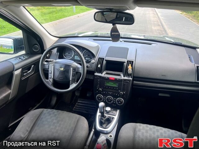 Ленд Ровер Дефендер, об'ємом двигуна 2.2 л та пробігом 278 тис. км за 5500 $, фото 2 на Automoto.ua