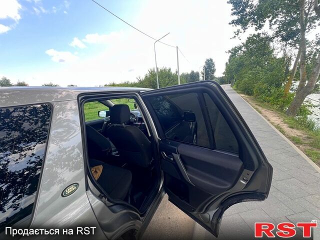 Ленд Ровер Дефендер, об'ємом двигуна 2.2 л та пробігом 278 тис. км за 5500 $, фото 5 на Automoto.ua